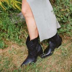 RIMONA BOOTIES BLACK LEATHER(Rimona Booties Black Leather) 24 RIMONA BOOTIES BLACK LEATHER(Rimona Booties Black Leather) -Dolce Vita 11 1 9ccaacb5 1e7e 4587 859c 0b551d34b89e