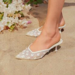 CLARA PEARL HEELS TRUE WHITE DAISY MESH(Clara Pearl Heels True White Daisy Mesh) -Dolce Vita CLARA PEARL TRUE WHITE DAISY MESH