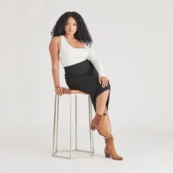 SHADIE H2O WIDE BOOTIES BROWN SUEDE(Shadie H2o Wide Booties Brown Suede) 16 SHADIE H2O WIDE BOOTIES BROWN SUEDE(Shadie H2o Wide Booties Brown Suede) -Dolce Vita DOLCEVITA BOOTIES SHADIEH2O BROWNSUEDEH2O ONFOOT WIDE 02 1 7d5e17e8 e707 4a86 bf3b f18abc31bdec