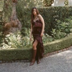 ALICE SHOULDER BAG BURGUNDY SUEDE(Alice Shoulder Bag Burgundy Suede) -Dolce Vita DOLCEVITA BOOTS AUGGIE CHOCOLATE LEATHER NARROW CALF 2 da1284a1 9ecf 45bd bb4a 69e156e4bac9