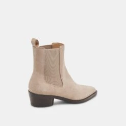 FOSTER BOOTIES TAUPE SUEDE(Foster Booties Taupe Suede) -Dolce Vita DOLCEVITA BOOTS FOSTER TAUPE SUEDE 03