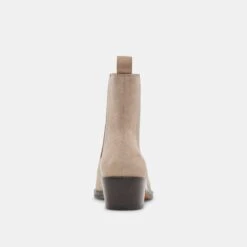 FOSTER BOOTIES TAUPE SUEDE(Foster Booties Taupe Suede) -Dolce Vita DOLCEVITA BOOTS FOSTER TAUPE SUEDE 05