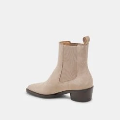 FOSTER BOOTIES TAUPE SUEDE(Foster Booties Taupe Suede) -Dolce Vita DOLCEVITA BOOTS FOSTER TAUPE SUEDE 09