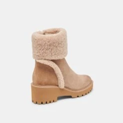 HUG H2O BOOTS MUSHROOM SUEDE(Hug H2o Boots Mushroom Suede) -Dolce Vita DOLCEVITA BOOTS HUGH2O MUSHROOMSUEDEH2O 03