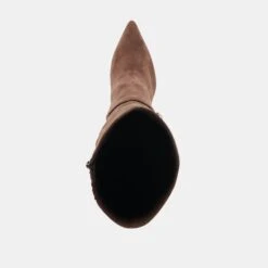 KINZY WIDE CALF BOOTS DK BROWN SUEDE(Kinzy Wide Calf Boots Dk Brown Suede) 26 KINZY WIDE CALF BOOTS DK BROWN SUEDE(Kinzy Wide Calf Boots Dk Brown Suede) -Dolce Vita DOLCEVITA BOOTS KINZY DK BROWN SUEDE 06 f509d78b 32ff 4304 944f c486f8f92485