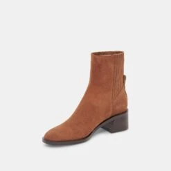 LINNY H2O WIDE BOOTS BROWN SUEDE - Re:vita(Linny H2o Wide Boots Brown Suede Resale) -Dolce Vita DOLCEVITA BOOTS LINNYH2O BROWNSUEDEH2O 08 0a06875f 8d6d 4012 ae68 da2a21d4fb20