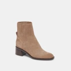 LINNY H2O BOOTS TRUFFLE SUEDE - Re:vita(Linny H2o Boots Truffle Suede Resale) -Dolce Vita DOLCEVITA BOOTS LINNYH2O TRUFFLESUEDEH2O 01 fa737251 fb3f 4452 b54c 25d998fba25a