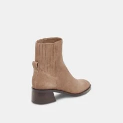 LINNY H2O BOOTS TRUFFLE SUEDE - Re:vita(Linny H2o Boots Truffle Suede Resale) -Dolce Vita DOLCEVITA BOOTS LINNYH2O TRUFFLESUEDEH2O 03 e63f6e88 0720 4dd2 8de4 876910515ed7