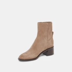 LINNY H2O BOOTS TRUFFLE SUEDE - Re:vita(Linny H2o Boots Truffle Suede Resale) -Dolce Vita DOLCEVITA BOOTS LINNYH2O TRUFFLESUEDEH2O 08 bcd4d0a6 5323 4a3a 9c52 b1a0077f2ff0