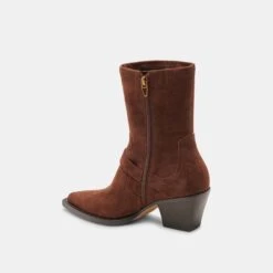 RAVE WIDE CALF BOOTS DK BROWN SUEDE(Rave Wide Calf Boots Dk Brown Suede) 14 RAVE WIDE CALF BOOTS DK BROWN SUEDE(Rave Wide Calf Boots Dk Brown Suede) -Dolce Vita DOLCEVITA BOOTS RAVE DK BROWN SUEDE 09 353ad94c 6c75 4a64 a4ce 87d16f3e7ad3
