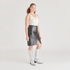 RYATT BOOTS SILVER DISTRESSED LEATHER(Ryatt Boots Silver Distressed Leather) 22 RYATT BOOTS SILVER DISTRESSED LEATHER(Ryatt Boots Silver Distressed Leather) -Dolce Vita DOLCEVITA BOOTS RYATT SILVERDISTRESSEDLEATHER ONFOOT