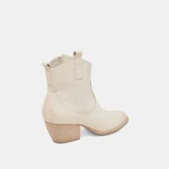SHANIA BOOTIES IVORY NUBUCK(Shania Booties Ivory Nubuck) -Dolce Vita DOLCEVITA BOOTS SHANIA IVORYNUBUCK 03