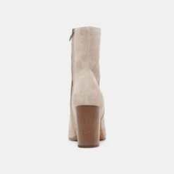 SUZY BOOTIES TAUPE SUEDE(Suzy Booties Taupe Suede) -Dolce Vita DOLCEVITA BOOTS SUZY TAUPE SUEDE 05