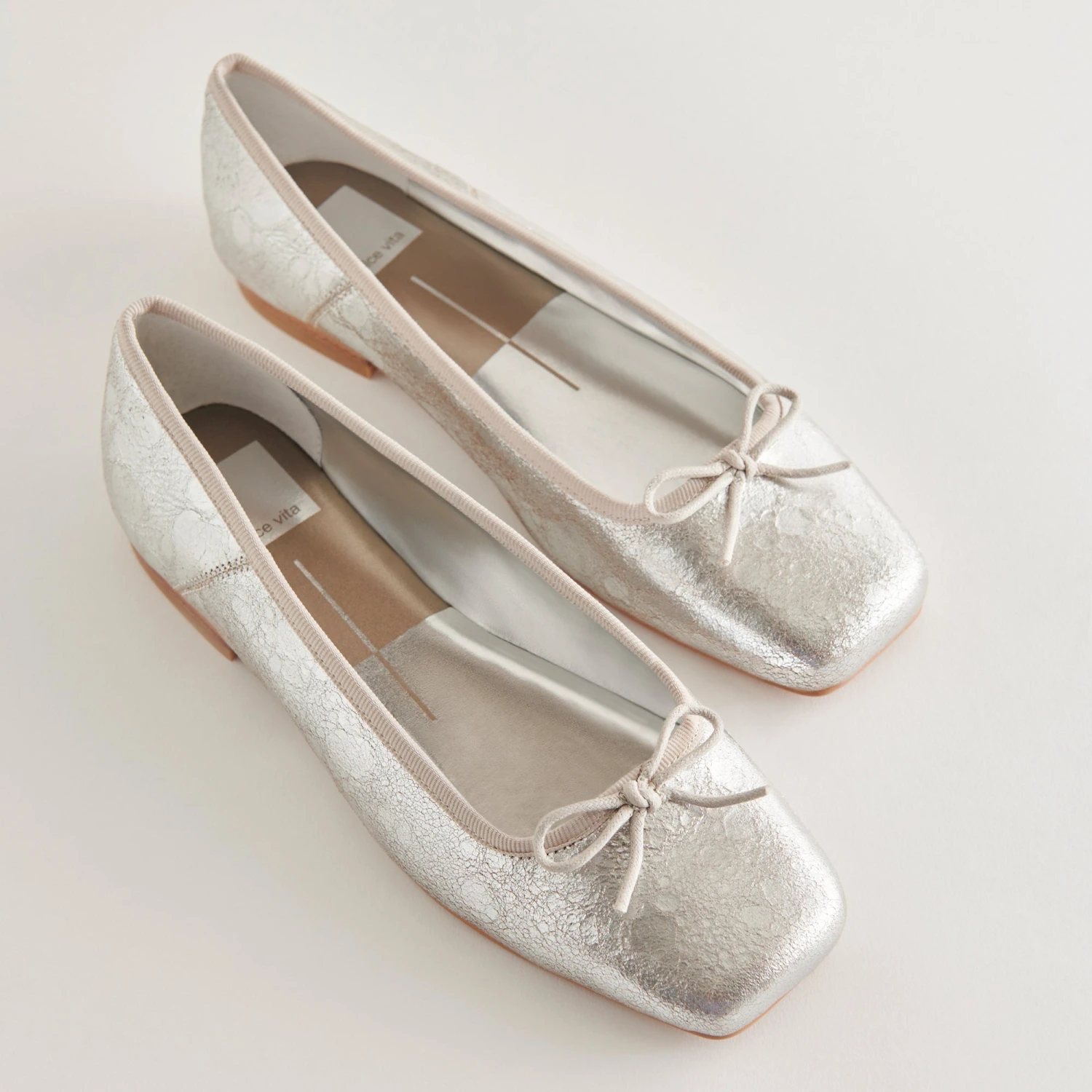 ANISA BALLET FLATS SILVER DISTRESSED LEATHER - Re:vita(Anisa Ballet Flats Silver Distressed Leather Resale) 3 ANISA BALLET FLATS SILVER DISTRESSED LEATHER - Re:vita(Anisa Ballet Flats Silver Distressed Leather Resale) - Image 3
