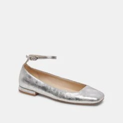 Dolce Vita ASHYA BALLET FLATS SILVER DISTRESSED LEATHER(Ashya Ballet Flats Silver Distressed Leather) -Dolce Vita DOLCEVITA FLATS ASHYA SILVERDISTRESSEDLEATHER 01