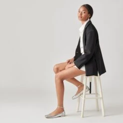 Dolce Vita ASHYA BALLET FLATS SILVER DISTRESSED LEATHER(Ashya Ballet Flats Silver Distressed Leather) -Dolce Vita DOLCEVITA FLATS ASHYA SILVERDISTRESSEDLEATHER ONFOOT 2