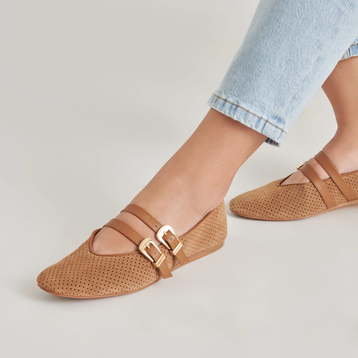 BAYLEE BALLET FLATS PECAN PERFORATED SUEDE(Baylee Ballet Flats Pecan Perforated Suede) 2 BAYLEE BALLET FLATS PECAN PERFORATED SUEDE(Baylee Ballet Flats Pecan Perforated Suede) - Image 2