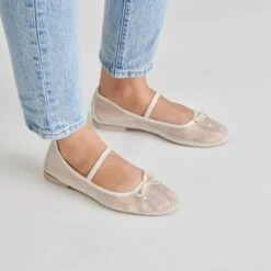 CADEL BALLET FLATS IVORY MESH(Cadel Ballet Flats Ivory Mesh) 25 CADEL BALLET FLATS IVORY MESH(Cadel Ballet Flats Ivory Mesh) -Dolce Vita DOLCEVITA FLATS CADEL IVORYMESH ONFOOT
