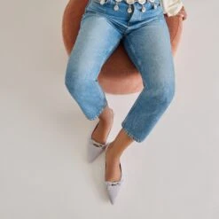 PAYGE FLATS DUSTY BLUE SUEDE(Payge Flats Dusty Blue Suede) 15 PAYGE FLATS DUSTY BLUE SUEDE(Payge Flats Dusty Blue Suede) -Dolce Vita DOLCEVITA FLATS PAYGE DUSTYBLUESUEDE ONFOOT 03