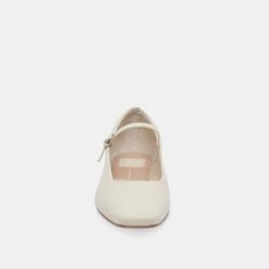 REYES WIDE BALLET FLATS IVORY LEATHER(Reyes Wide Ballet Flats Ivory Leather) -Dolce Vita DOLCEVITA FLATS REYES IVORYLEATHER 04 7b1098e3 04c7 46a9 8617 f269c2a4a468