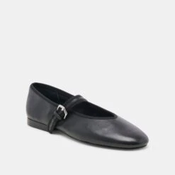 ROSLYN BALLET FLATS BLACK LEATHER(Roslyn Ballet Flats Black Leather) 17 ROSLYN BALLET FLATS BLACK LEATHER(Roslyn Ballet Flats Black Leather) -Dolce Vita DOLCEVITA FLATS ROSLYN BLACK LEATHER 01