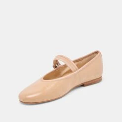 ROSLYN BALLET FLATS LIGHT TAN LEATHER(Roslyn Ballet Flats Light Tan Leather) 18 ROSLYN BALLET FLATS LIGHT TAN LEATHER(Roslyn Ballet Flats Light Tan Leather) -Dolce Vita DOLCEVITA FLATS ROSLYN LIGHTTANLEATHER 09