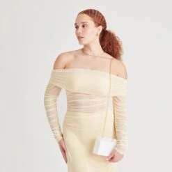 GERRY CLUTCH WHITE PEARL ACRYLIC(Gerry Clutch White Pearl Acrylic) -Dolce Vita DOLCEVITA HANDBAGS GERRY PEARL 05 57ffeb6b b8c2 490f 85a9 d02354f1a6c0