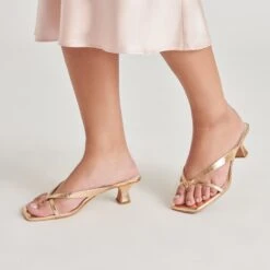 BREVEL HEELS GOLD DISTRESSED LEATHER(Brevel Heels Gold Distressed Leather) -Dolce Vita DOLCEVITA HEELS BREVEL GOLDDISTRESSEDLEATHER ONFOOT 02