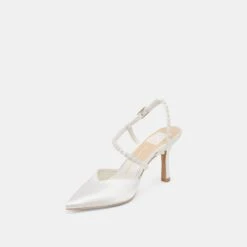 KAMRA PEARL HEELS TRUE WHITE SATIN(Kamra Pearl Heels True White Satin) -Dolce Vita DOLCEVITA HEELS KAMRAPEARL TRUEWHITESATIN 08