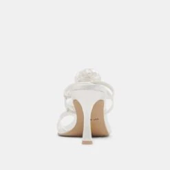 LINZY HEELS TRUE WHITE SATIN(Linzy Heels True White Satin) -Dolce Vita DOLCEVITA HEELS LINZY TRUEWHITESATIN 05