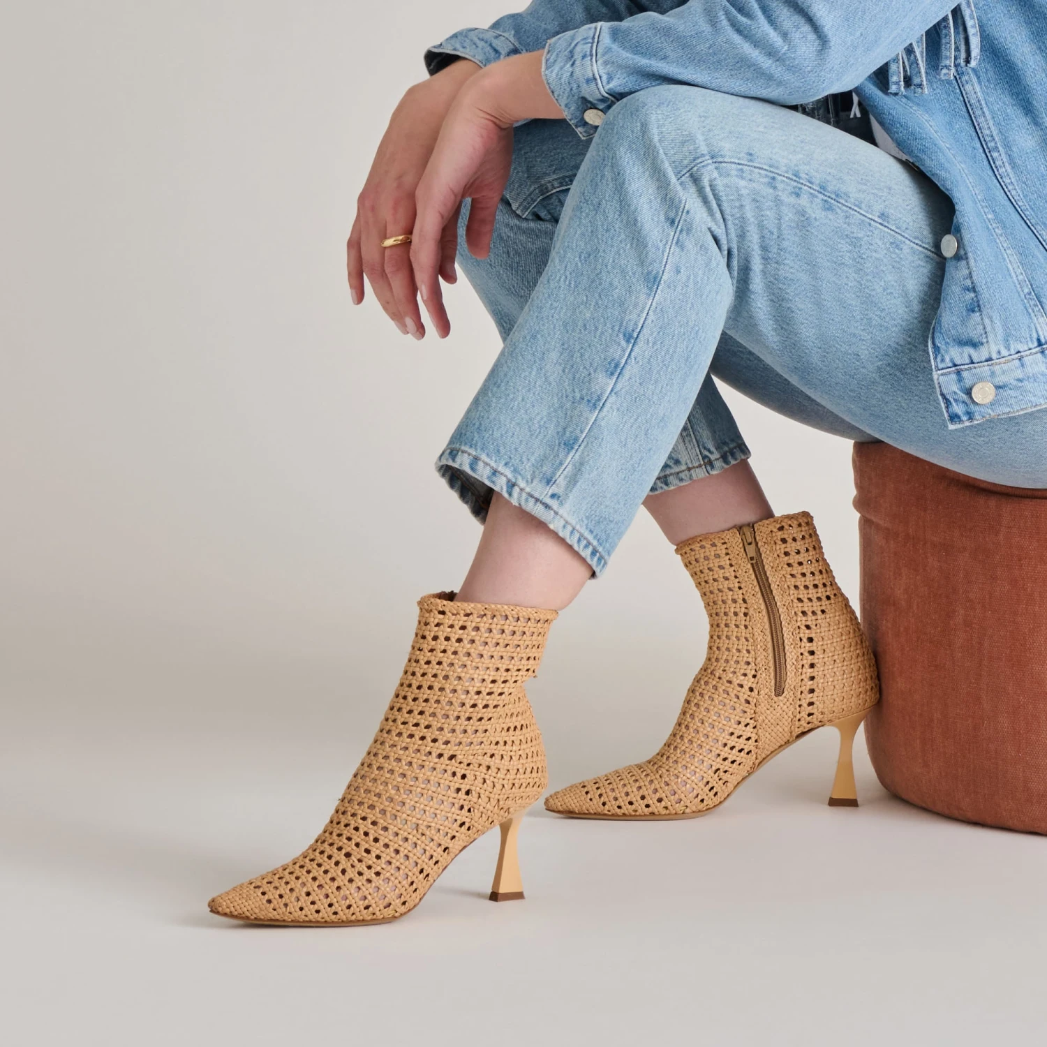 LONNI BOOTIES LIGHT TAN WOVEN LEATHER(Lonni Booties Light Tan Woven Leather) 2 LONNI BOOTIES LIGHT TAN WOVEN LEATHER(Lonni Booties Light Tan Woven Leather) - Image 2