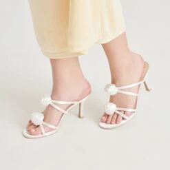 LINZY HEELS TRUE WHITE SATIN(Linzy Heels True White Satin) -Dolce Vita DOLCEVITA HEELS LUNETE IVORYSATIN ONFOOT 02