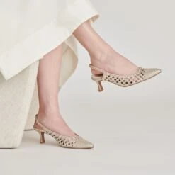 OLYMPA HEELS LIGHT GOLD METALLIC STELLA(Olympa Heels Light Gold Metallic Stella) -Dolce Vita DOLCEVITA HEELS OLYMPA LIGHTGOLDMETALLICSTELLA 02