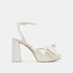 PATTON HEELS IVORY SATIN(Patton Heels Ivory Satin)