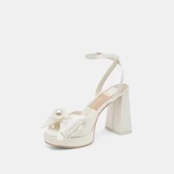 PATTON WIDE HEELS IVORY SATIN(Patton Wide Heels Ivory Satin) -Dolce Vita DOLCEVITA HEELS PATTON IVORY SATIN 08 da8923c9 59b8 4841 94ef 8c4406e82f0c