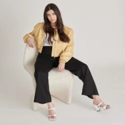 SHANE HEELS OFF WHITE CRINKLE PATENT(Shane Heels Off White Crinkle Patent) -Dolce Vita DOLCEVITA HEELS SHANE OFFWHITECRINKLEPATENT ONFOOT 4