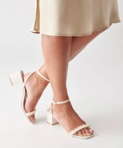 ZALIMA HEELS VANILLA PEARLS(Zalima Heels In Vanilla Pearls) 25 ZALIMA HEELS VANILLA PEARLS(Zalima Heels In Vanilla Pearls) -Dolce Vita DOLCEVITA HEELS ZALIMA VANILLA PEARLS ONFOOT 01