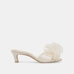 NARITA PEARL HEELS OFF WHITE SATIN(Narita Pearl Heels Off White Satin)