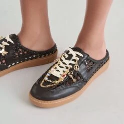 PRIDE CHARM PACKAGE RAINBOW(Pride Charm Package Rainbow) -Dolce Vita DOLCEVITA PRIDE CHARMS STYLED 5 46f3c658 3018 4bd5 9107 0835456d24ca