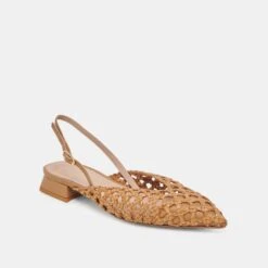 CYNDI FLATS NATURAL WOVEN(Cyndi Flats Natural Woven) -Dolce Vita DOLCEVITA SANDALS CYNDI NATURALWOVEN 01