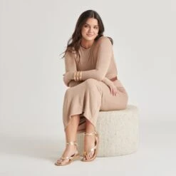 JUDY SANDALS LIGHT GOLD LEATHER(Judy Sandals Light Gold Leather) -Dolce Vita DOLCEVITA SANDALS JUDY LIGHTGOLDLEATHER ONFOOT 01