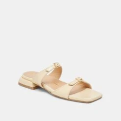LAVERN SANDALS LIGHT YELLOW CRINKLE PATENT(Lavern Sandals Light Yellow Crinkle Patent) -Dolce Vita DOLCEVITA SANDALS LAVERN LIGHTYELLOWLEATHER 01