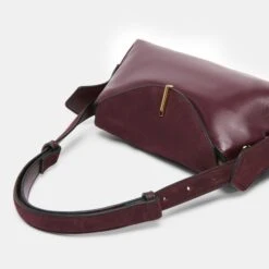 DEVYN SHOULDER BAG BURGUNDY LEATHER(Devyn Shoulder Bag Burgundy Leather) 6 DEVYN SHOULDER BAG BURGUNDY LEATHER(Devyn Shoulder Bag Burgundy Leather) -Dolce Vita DOLCEVITA SHOULDERBAG DEVYN BURGUNDYLEATHER 3
