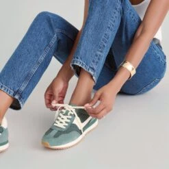 B.NTCD MESH SNEAKERS DK GREEN WOVEN MESH(B Ntcd Mesh Sneakers Dk Green Woven Mesh) -Dolce Vita DOLCEVITA SNEAKERS B.NTCDMESH DKGREENWOVENMESH ONFOOT ONFOOT 02