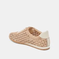 DANIE EYELET PERF SNEAKERS CAMEL SUEDE(Danie Eyelet Perf Sneakers Camel Suede) -Dolce Vita DOLCEVITA SNEAKERS DANIEEYELETPERF CAMELSUEDE 09 2ba081f1 b304 42bb 964a 871435777aef