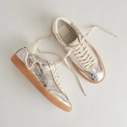NOTICE SNEAKERS SILVER DISTRESSED LEATHER - Re:vita(Notice Sneakers Silver Distressed Leather Resale) -Dolce Vita DOLCEVITA SNEAKERS NOTICE SILVERDISTRESSEDLEATHER DETAILS 02 b239b056 4308 4d04 8261 4d885ab8824e