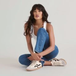 REBEL SNEAKERS WHITE BLACK LEATHER(Rebel Sneakers White Black Leather) 28 REBEL SNEAKERS WHITE BLACK LEATHER(Rebel Sneakers White Black Leather) -Dolce Vita DOLCEVITA SNEAKERS REBEL WHITE BLACKLEATHER ONFOOT 01