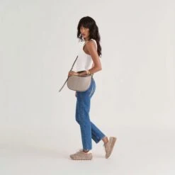 BURANO CROSSBODY GREY LEATHER(Burano Crossbody Grey Leather) -Dolce Vita DOLCEVITA SNEAKERS TRICIA TANLEOPARDPRINTEDSUEDE ONFOOT BURANOGREY 02 fbd994d5 04d0 4338 850a d36f15db03cd