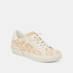 ZINA FLORAL SNEAKERS CREME FLORAL RAFFIA(Zina Floral Sneakers Creme Floral Raffia) 14 ZINA FLORAL SNEAKERS CREME FLORAL RAFFIA(Zina Floral Sneakers Creme Floral Raffia) -Dolce Vita DOLCEVITA SNEAKERS ZINAFLORAL CREMEFLORALRAFFIA 01