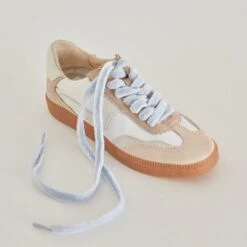 FUZZY LACE LIGHT BLUE(Fuzzy Lace Light Blue) -Dolce Vita DV Styled laces 10 23 2433831 201a1090 5e69 4d83 984b 18202aaf8f3d